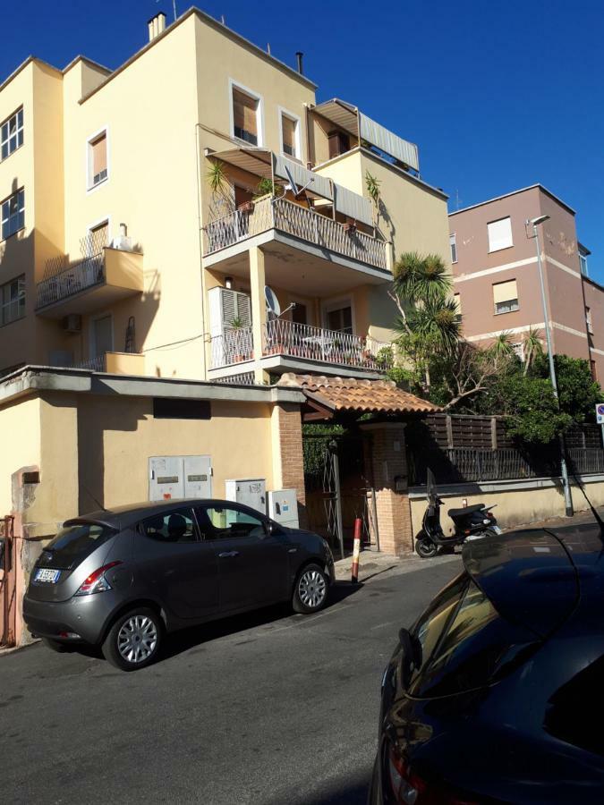 Rey Apartament Appartamento Roma Esterno foto